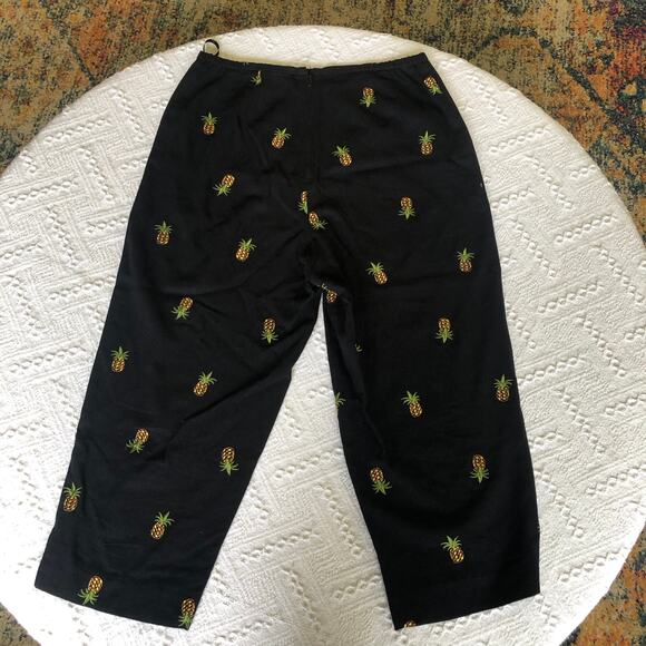 Y2K Plaza South Petite 10 Pineapple Embroidered Linen-Blend 2Pc Set Tank & Capri - Picture 8 of 14